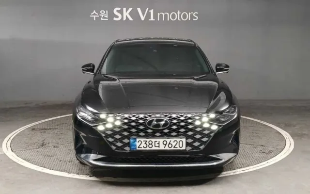 디올뉴그랜저 중고차 더 뉴 그랜저 IG 2.5 프리미엄 매물 사진 11 - 2022/09 132,551km